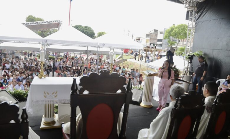 Lauro de Freitas celebra 61 anos de emancipação política com missa solene