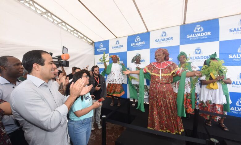 PREFEITURA DE SALVADOR INAUGURA PRIMEIRO MONUMENTO DEDICADO A MARIA FELIPA