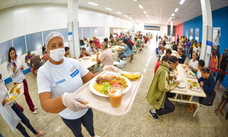 PREFEITURA LANÇA PROGRAMA PRATO DA GENTE EM BAIRRO DE SALVADOR