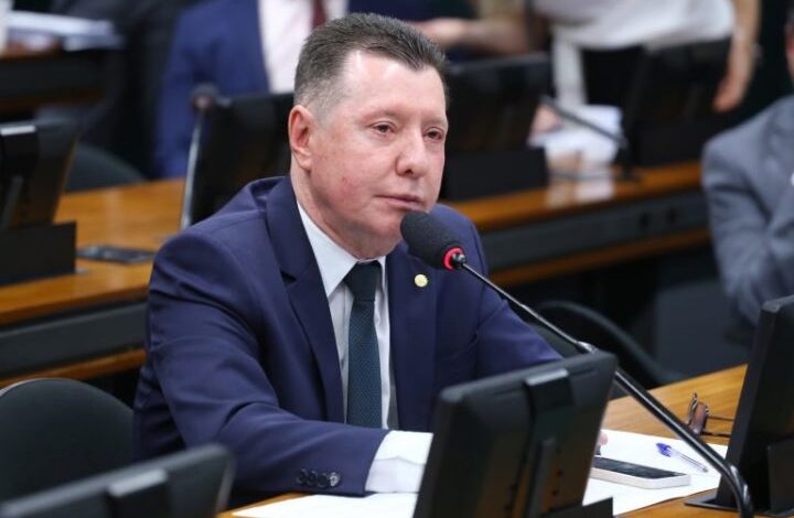 Projeto torna fisioterapia preventiva obrigatória nas empresas