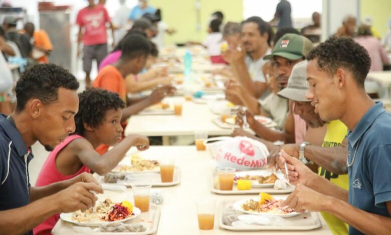 RESTAURANTES POPULARES DE SALVADOR FORNECERAM 103 MIL REFEIÇÕES GRATUITAS NO PRIMEIRO SEMESTRE DE 2023