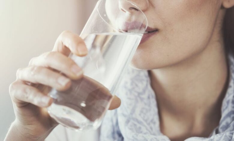 Sede excessiva e boca seca? Fique atento que pode ser sintoma da diabetes