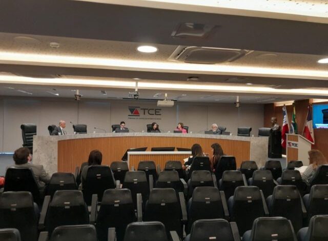 TCE condena ex-prefeitos de Alcobaça e Ituberá a devolverem R$ 245 mil ao erário estadual