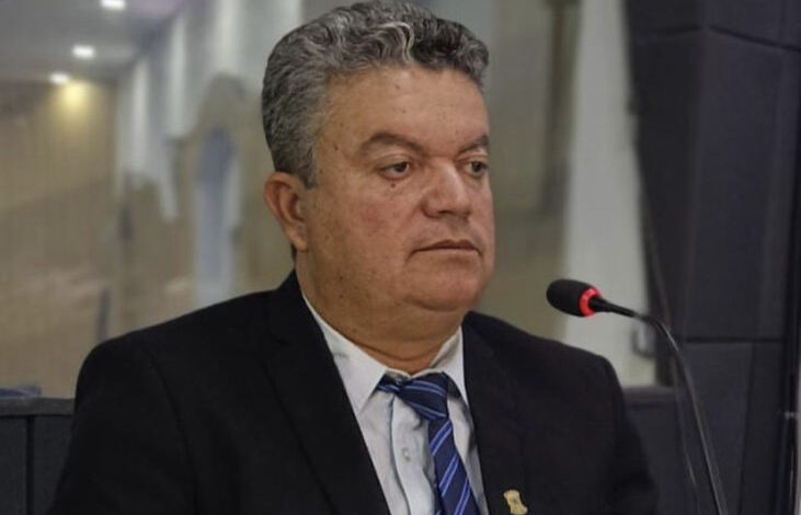 Vereadores de Cairu lançam nota de protesto e repúdio contra o “colega” Arthur Wence