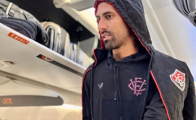 Vitória retorna de Caxias do Sul após jogo contra o Juventude