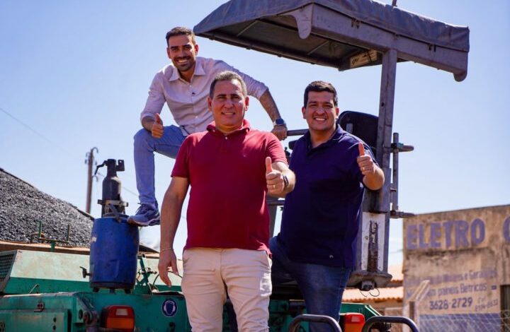 ‘Gestão moderna prioriza o desenvolvimento urbano e humano do município’, diz secretário de Governo de LEM