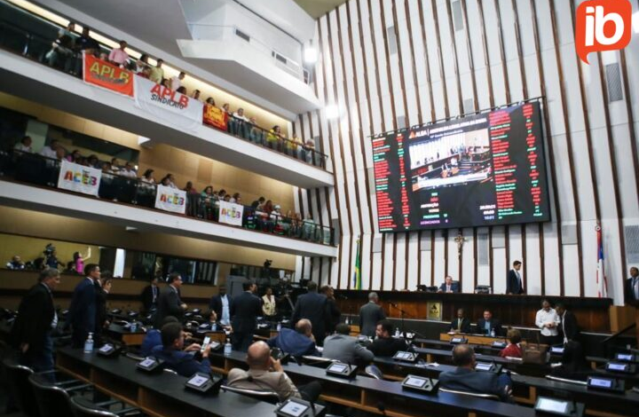 Após 5 horas de obstrução na madrugada, base de Jerônimo aprova precatórios e empréstimo milionário