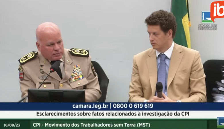 “Arma é pra estar nas mãos do profissional de segurança pública”, diz comandante-geral da PM baiana na CPI do MST