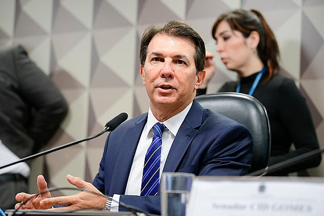 Arthur Maia cobra de Flávio Dino compartilhamento das imagens dos ataques antidemocráticos e pode acionar STF