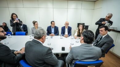 BRUNO REIS DISCUTE SUBSÍDIO PARA TRANSPORTE PÚBLICO EM REUNIÃO COM FAZENDA