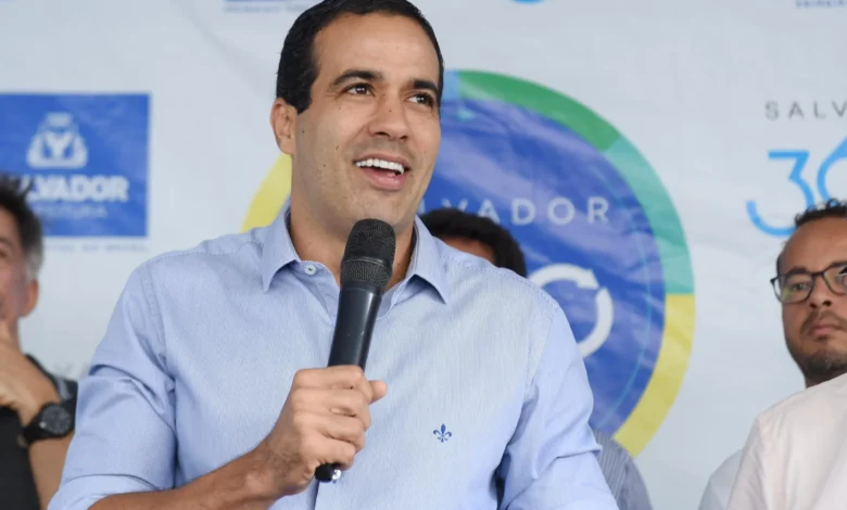 BRUNO REIS REVELA QUE NÚMERO DE BENEFICIÁRIOS DO BOLSA FAMÍLIA REDUZIU: 'JÁ PERDEMOS 17 MIL'