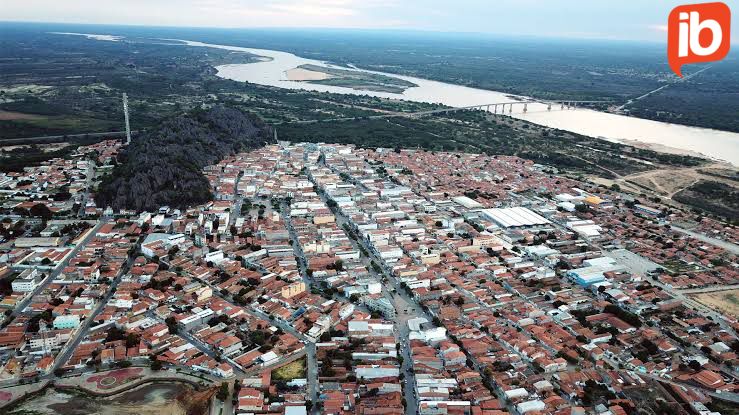 Colapso financeiro e mais de 300 prefeituras baianos paralisam atividades