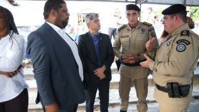 Comitiva do Governo do Estado acompanha investigações em visita ao Quilombo Pitanga dos Palmares