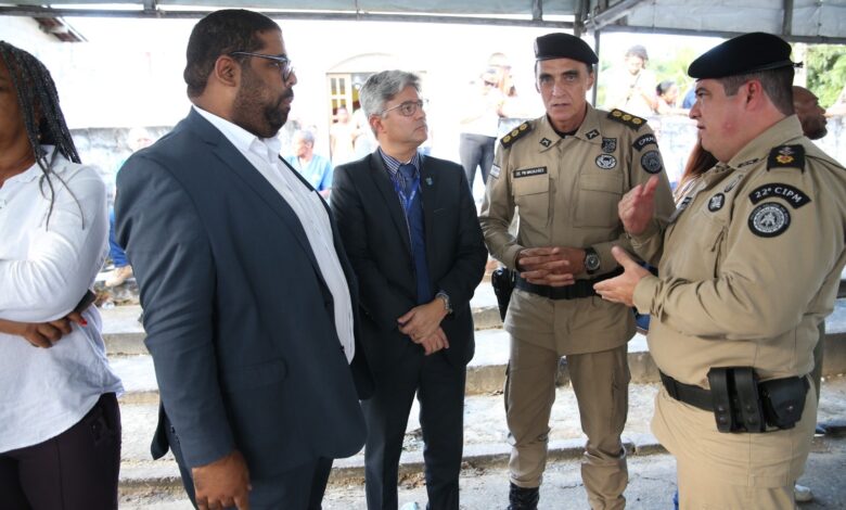 Comitiva do Governo do Estado acompanha investigações em visita ao Quilombo Pitanga dos Palmares