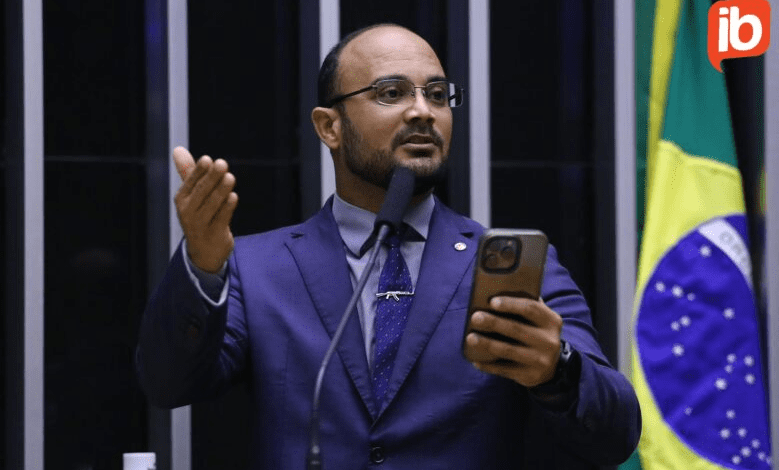 Deputado federal Capitão Alden sai em defesa de Tenente-Coronel Zucco