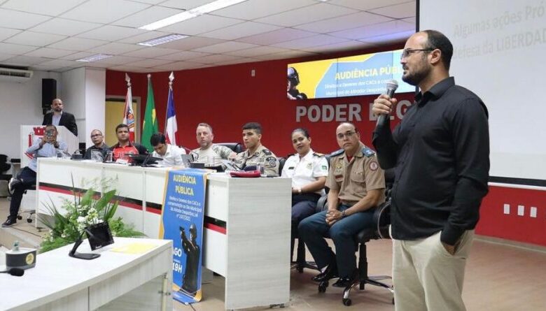 EM ALAGOINHAS, CAPITÃO ALDEN PARTICIPA DE EVENTO A FAVOR DOS CACS