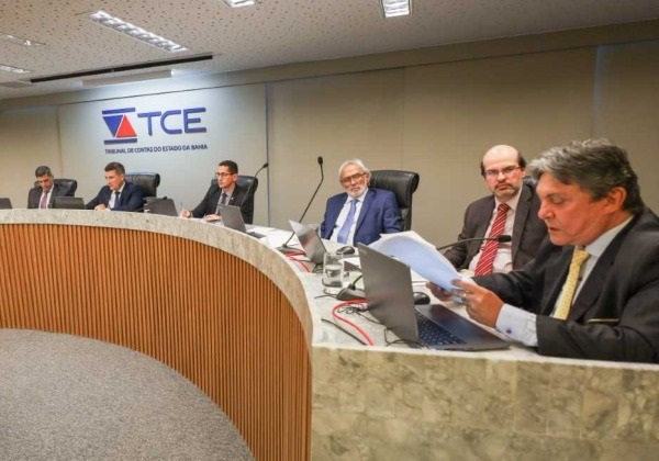 EX-DIRETOR-PRESIDENTE DA BAHIA PESCA É MULTADO PELO TCE