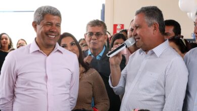 Em Barra do Choça, Governo do Estado inaugura colégio de tempo integral e outros equipamentos