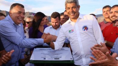 Governador entrega obras de infraestrutura, saúde e abastecimento de água em Livramento de Nossa Senhora