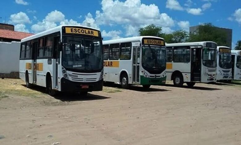 PAULO AFONSO: PREFEITURA É OBRIGADA A REALIZAR ADEQUAÇÕES NO TRANSPORTE ESCOLAR