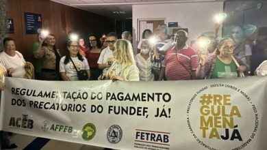 PROFESSORES PROTESTAM NA AL-BA CONTRA PROJETO DE LEI ENVIADO POR JERÔNIMO RODRIGUES