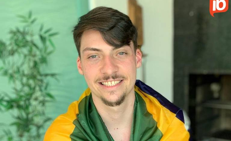 Polícia do DF cumpre mandado de busca e apreensão contra Jair Renan, filho de Bolsonaro