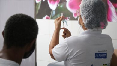 SALVADOR: CONFIRA POSTOS DE VACINAÇÃO CONTRA COVID E GRIPE NESTA TERÇA (15)