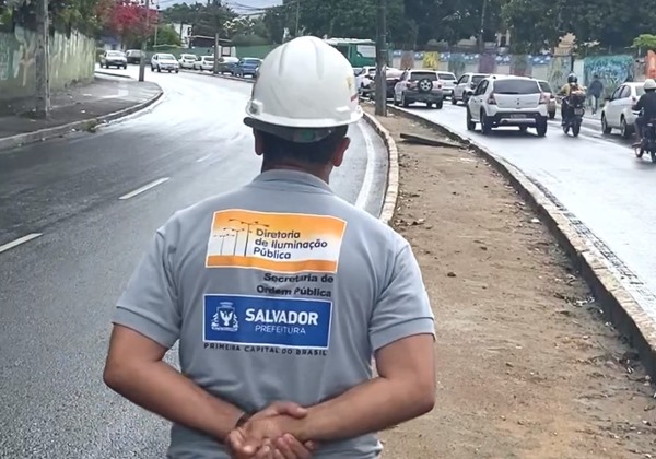 SALVADOR: PREFEITURA REFORÇA ILUMINAÇÃO PÚBLICA NA SILVEIRA MARTINS