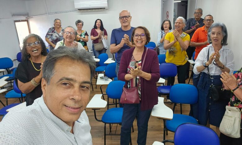 BANCÁRIOS E APOSENTADOS PROTESTAM PELO FIM DO EQUACIONAMENTOS DE DÍVIDAS DA CAIXA NESTA TERÇA (5)