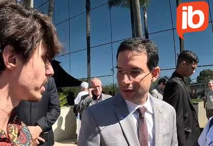 Blogueiro do MBL tenta lacrar em cima de deputado mais votado de Salvador e é desmascarado