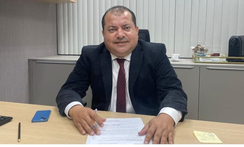 Cafu Barreto reivindica melhorias em rodovias de Irecê