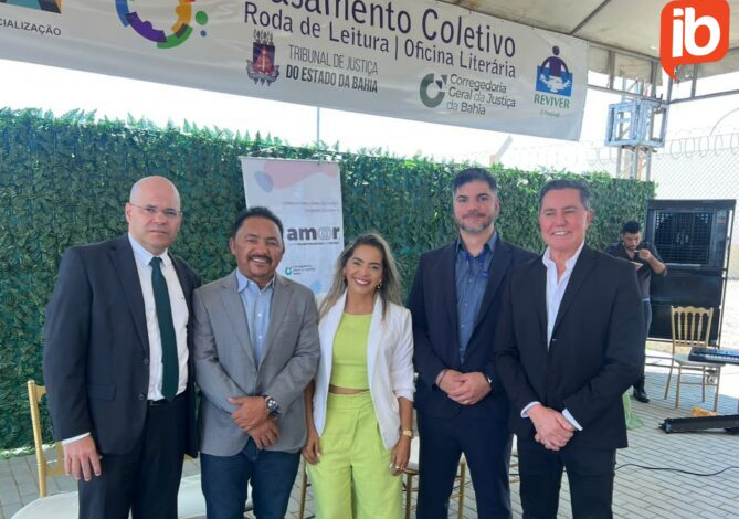 Deputado Roberto Carlos participa do casamento coletivo de detentos com o 'Projeto de Amor, Fonte Transformadora do Destino'