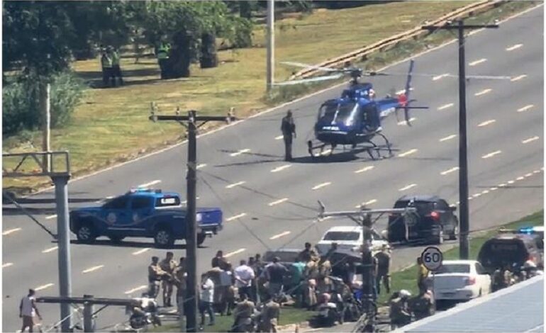 PM-BA SOCORRE POLICIAL NO MEIO DA PARALELA NESTA SEXTA (1º)