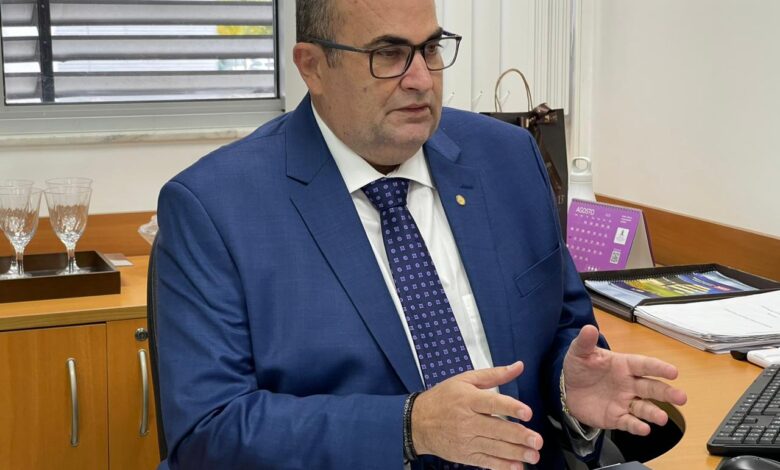 DEPUTADO HASSAN SOLICITA INSTALAÇÃO DE SINALEIRA NO ENTRONCAMENTO DE JAGUAQUARA