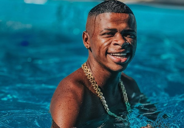 INFLUENCIADOR RODRIGO AMENDOIM É ENCONTRADO MORTO EM LAURO DE FREITAS