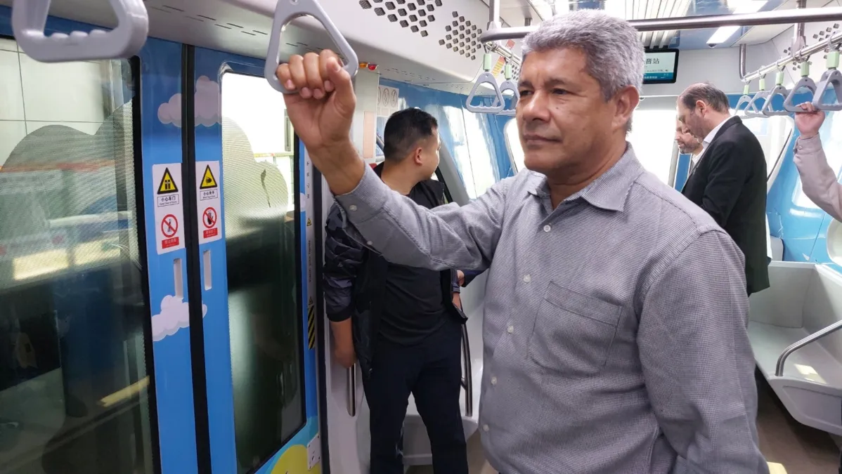 LICITAÇÃO DO VLT DO SUBÚRBIO DEVE SAIR ATÉ O INÍCIO DE NOVEMBRO, DIZ GOVERNADOR