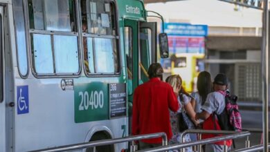 ÔNIBUS ESTÃO VOLTANDO A CIRCULAR GRADATIVAMENTE EM SALVADOR, PORÉM SINDICATO AFIRMA QUE NOVAS MANIFESTAÇÕES ESTÃO SENDO DEBATIDAS E GREVE NÃO ESTÁ DESCARTADA