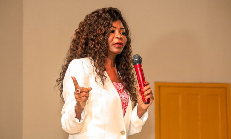 'Passo crucial na luta contra o feminicídio', diz vereadora sobre projeto que concede pensão a filhos de mulheres assassinadas