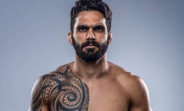 Primeiro atleta baiano de wrestling, Filipe Esteves sobe ao ringue e mira no UFC