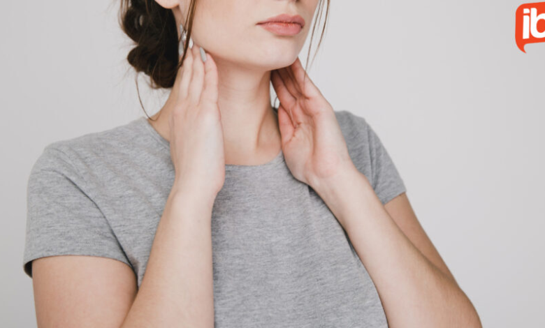 Será doença na tiroide? Sintomas que não deve ignorar